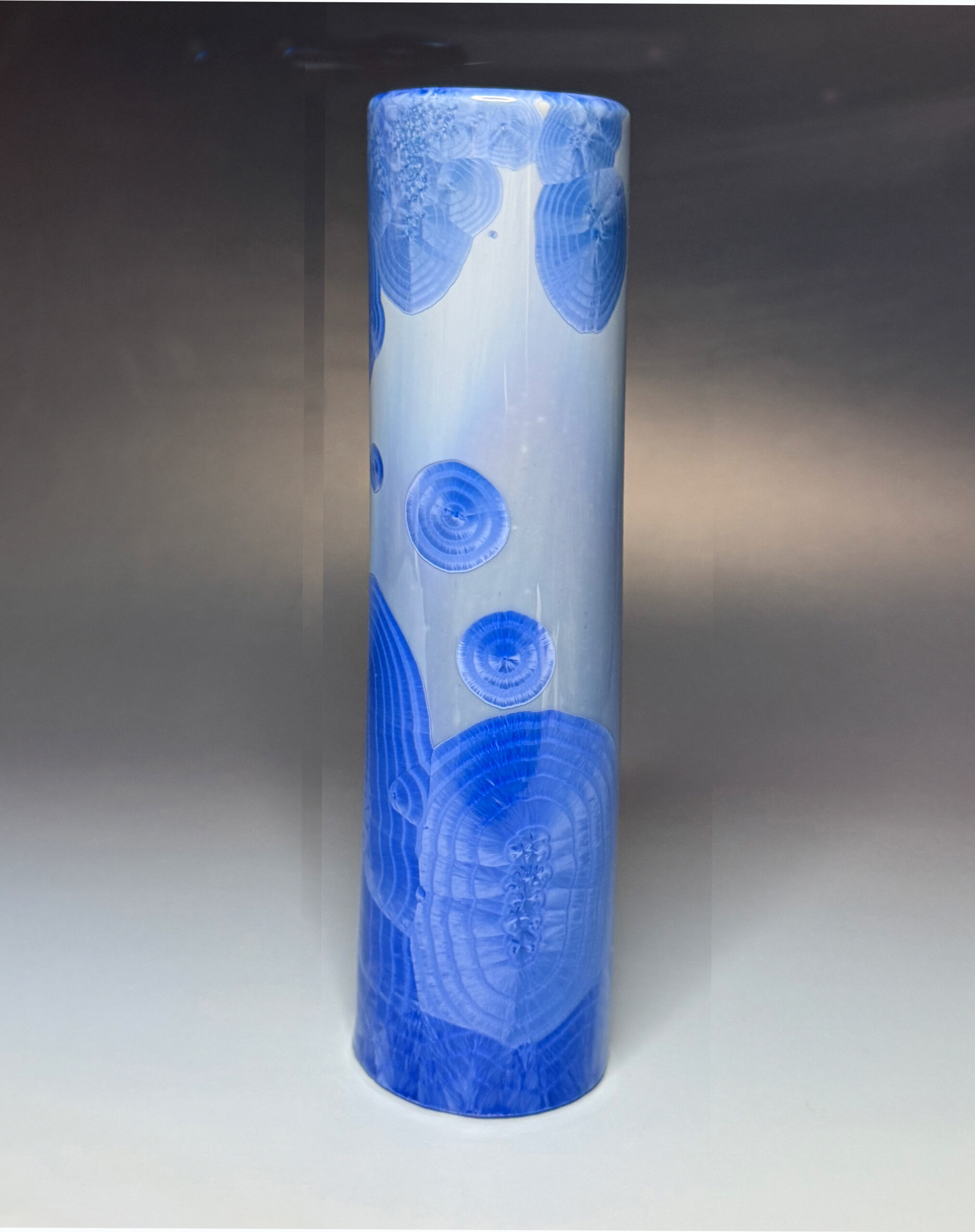 Azure Crystal Column Vase - Image 2