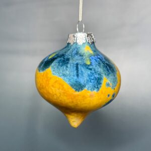 Crystalline Christmas Bauble – Amber